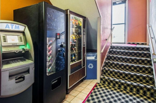 Econo Lodge Junction City I-70 Near Fort Riley Main image